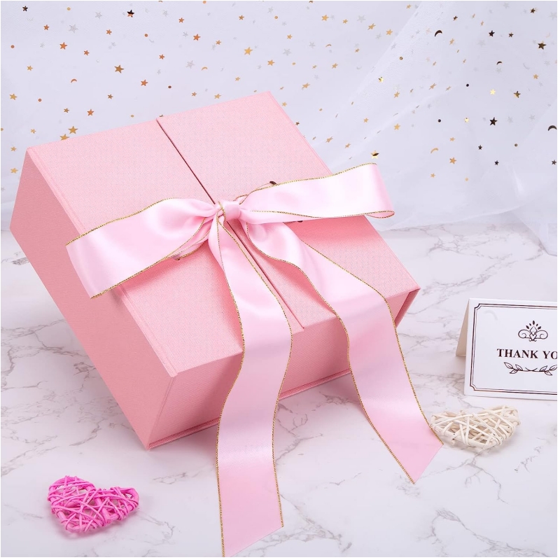 Caja de regalo rosa personalizada